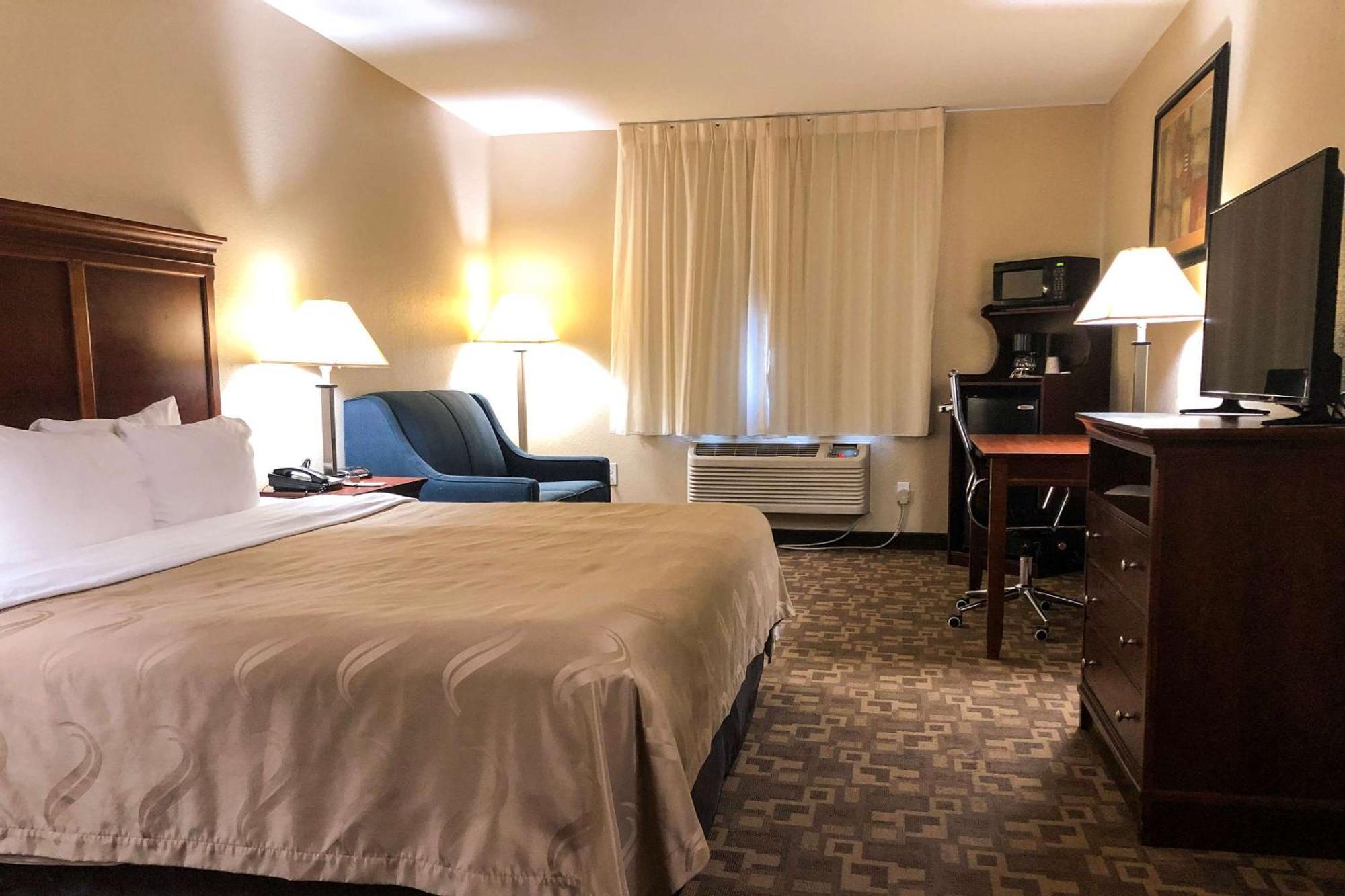 Quality Inn I-70 At Wanamaker Topeka Zewnętrze zdjęcie